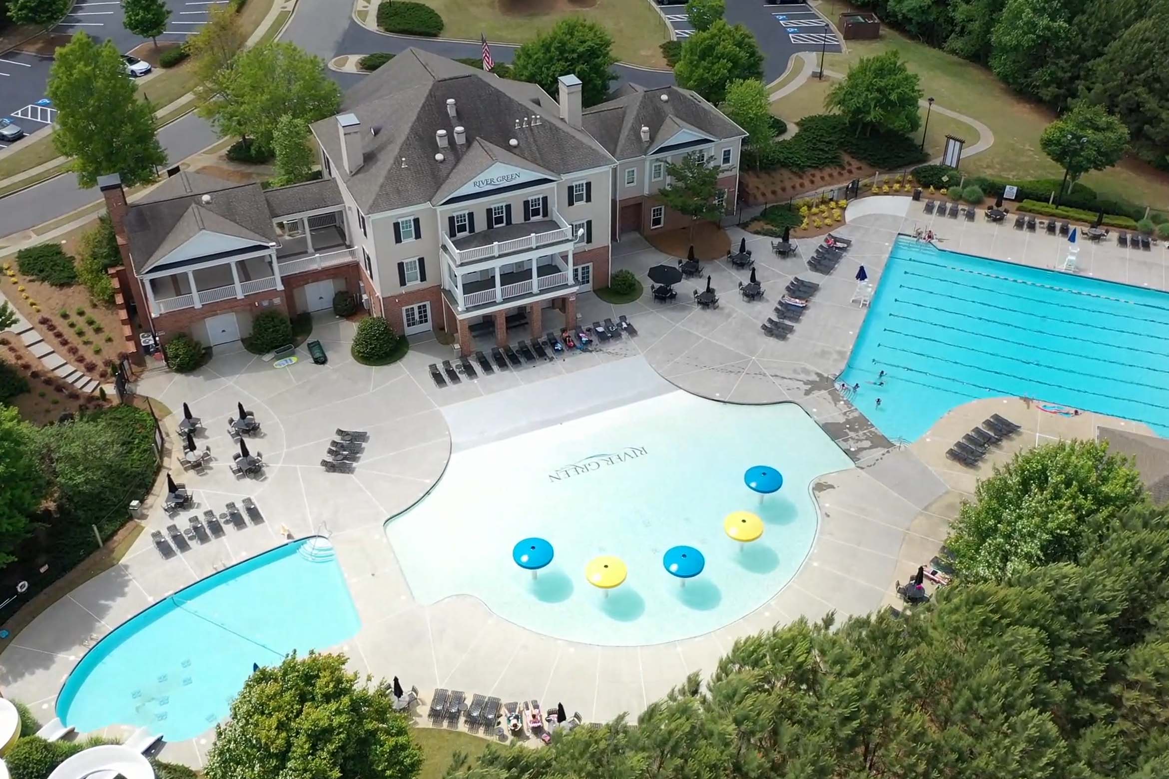 The Retreat at River Green Amenities Image 1